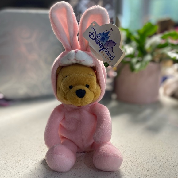 Winnie the Pooh in a bunny suit - Picture 1 of 8